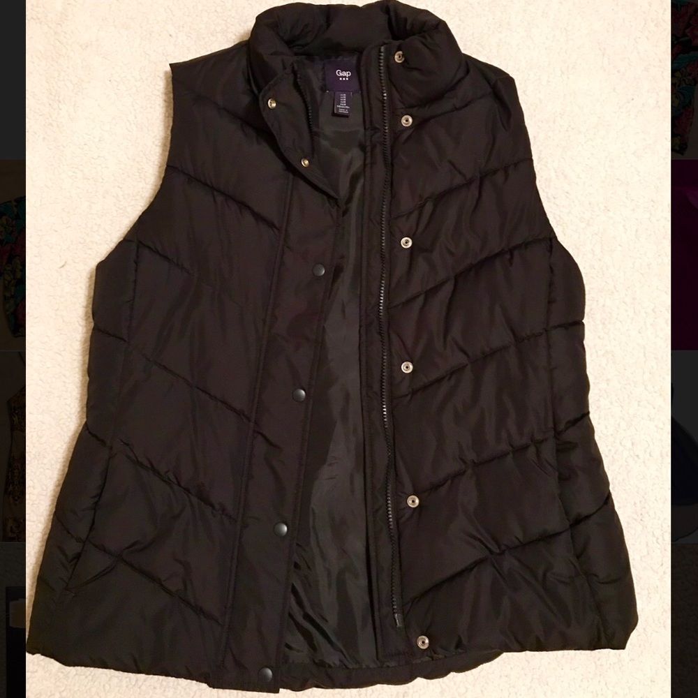 Gap Puffy Vest